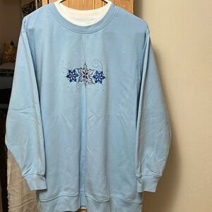 Like New MCC Energy Sportswear Sweatshirt With Blue Snowflakes.